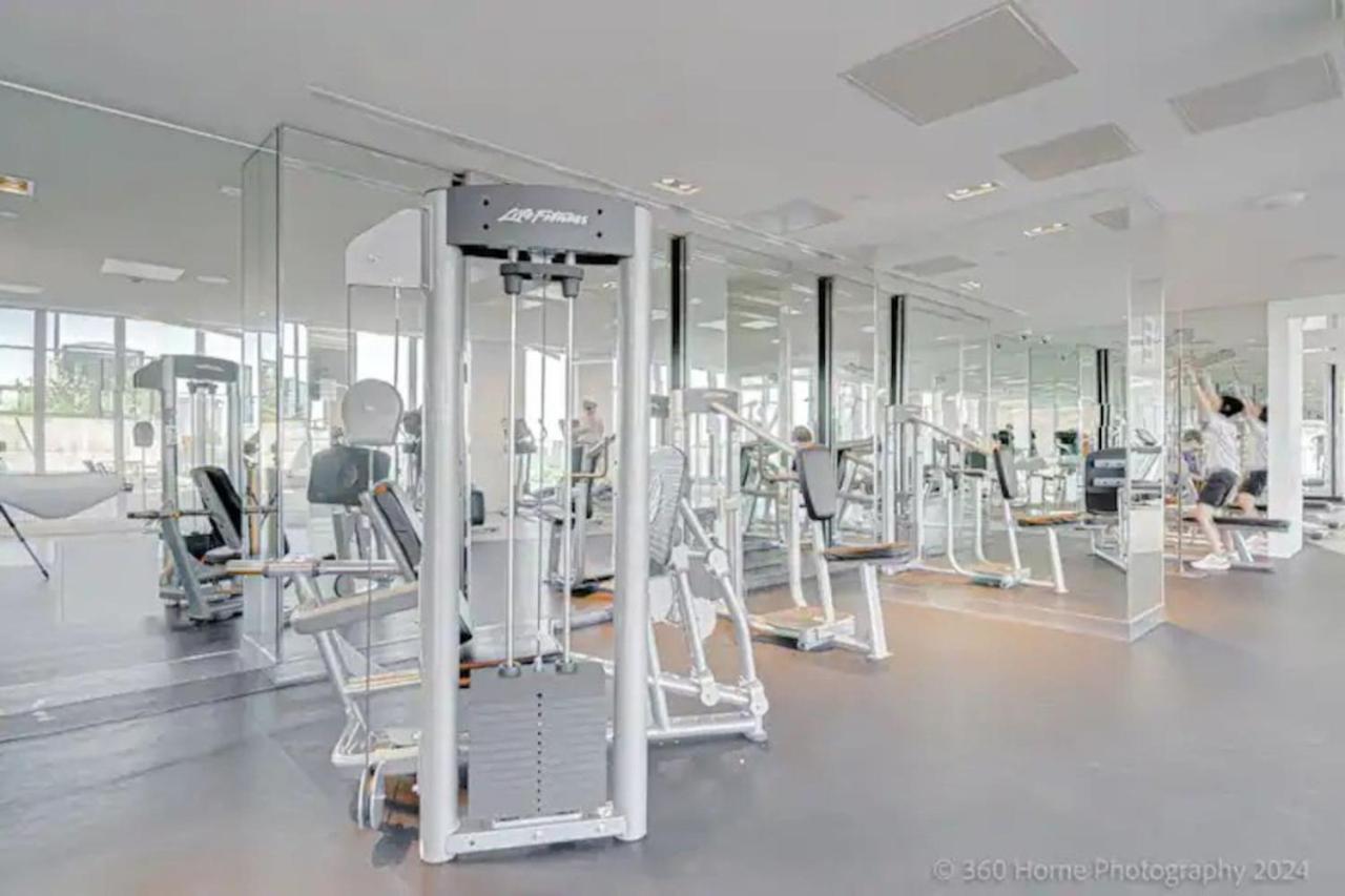 The Cityscape By Instant Suites - Penthouse Unit Торонто Екстер'єр фото