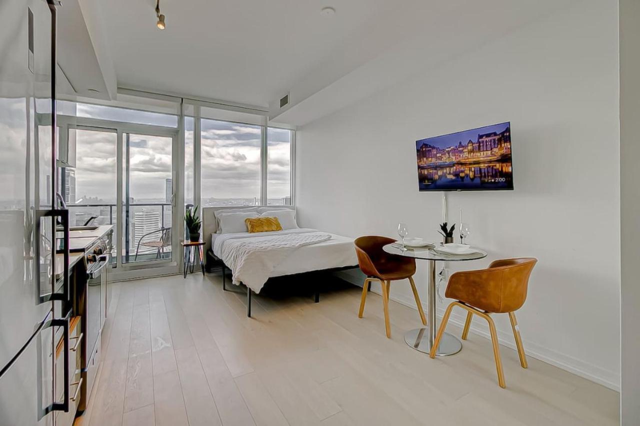 The Cityscape By Instant Suites - Penthouse Unit Торонто Екстер'єр фото